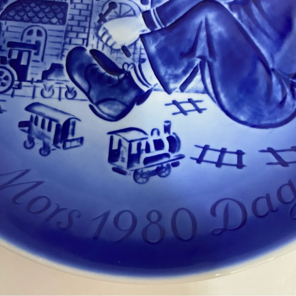 DESIREE DENMARK Decorative Christmas Plate 1980 Old Copenhagen Blue